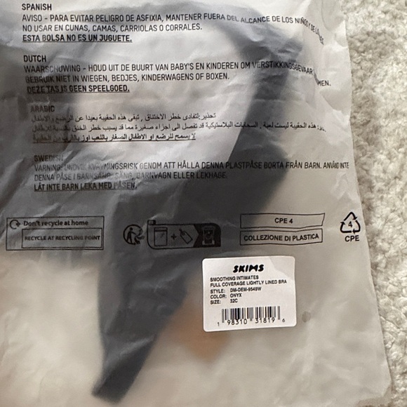 [Skims] NWT Smoothing Full Coverage Lightly Lined Bra - Picture 7 of 7